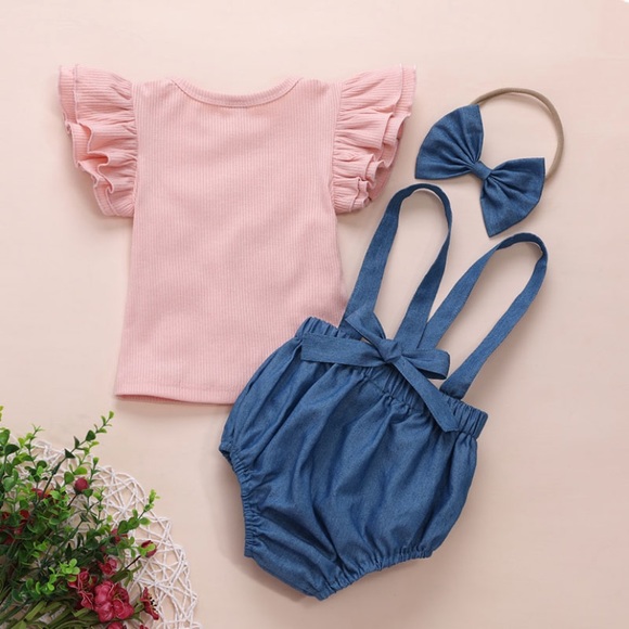 ⭐️SOLD⭐️ NWT 🎉 3 piece suspender shorts set - Picture 2 of 16